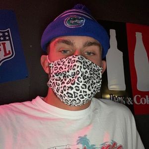 Meet your Posher, Reid